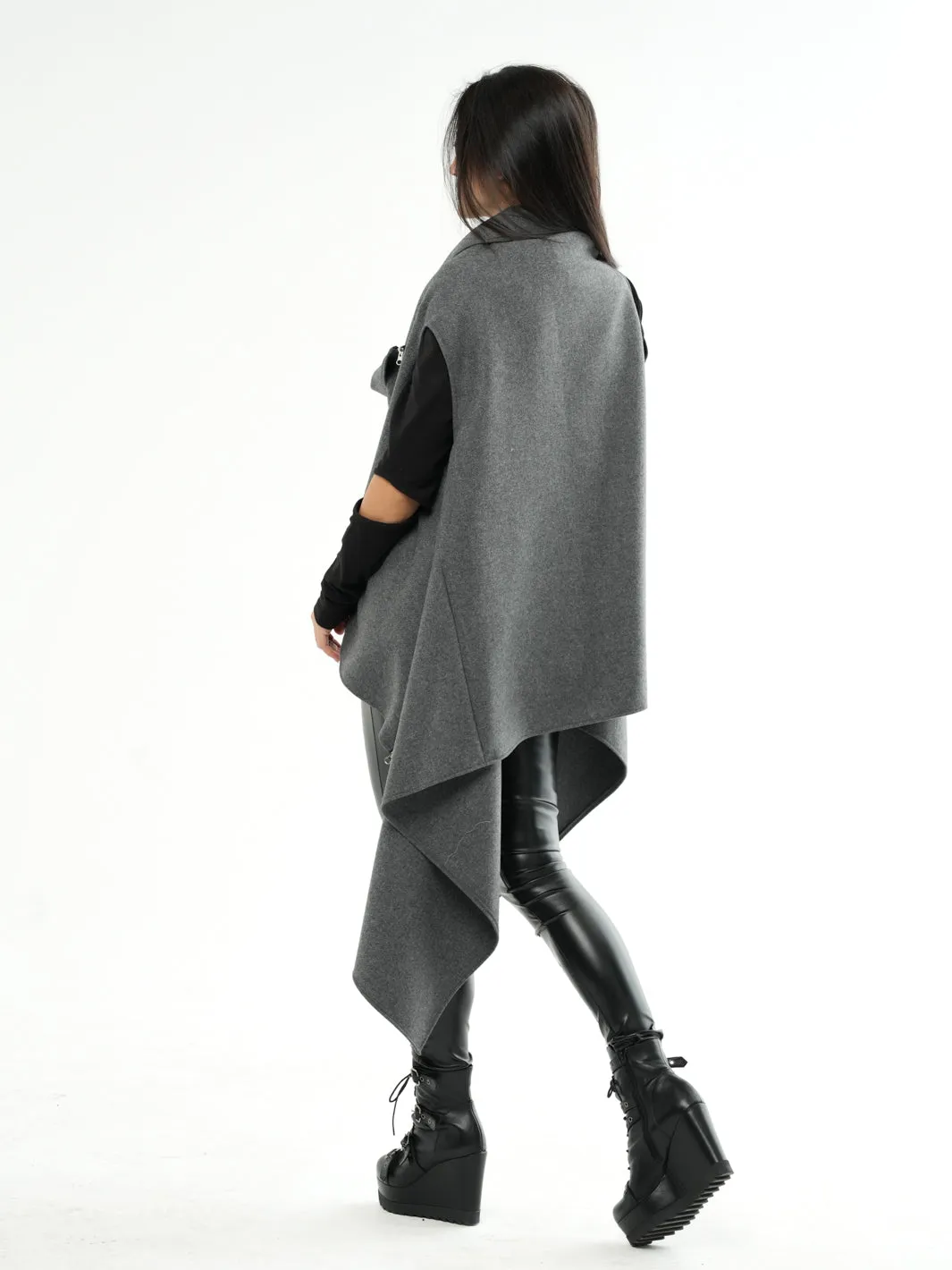 Asymmetric Sleeveless Vest In Gray