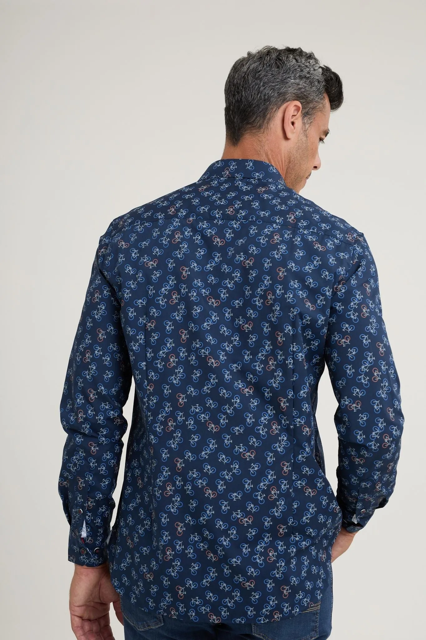 Long-sleeved printed shirt